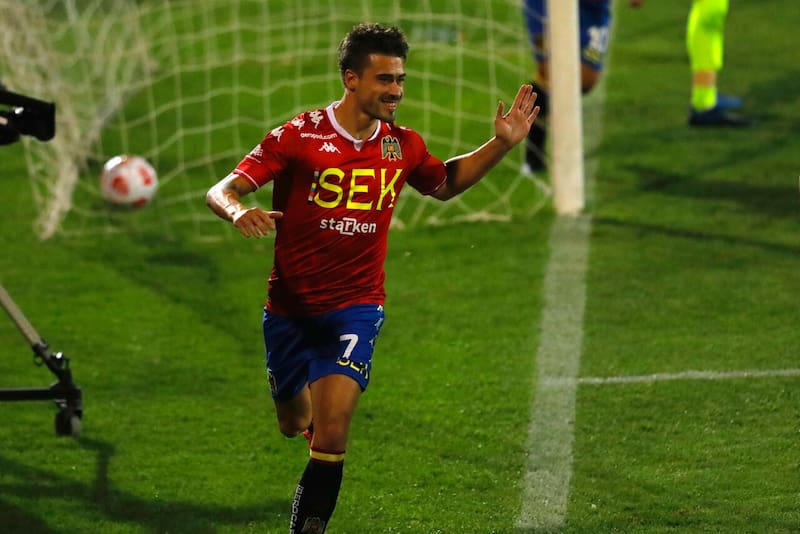 El lateral en su paso por Unión Española. Foto: Agencia Aton.