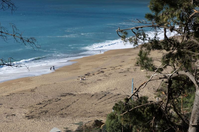 Sus balnearios son ideales para recorrer de manera tranquila junto a la familia o amigos.
Créditos: Municipalidad de Valparaíso.
