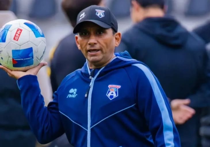 ANFP desestima sanción contra DT que criticó duramente el arbitraje en Primera B