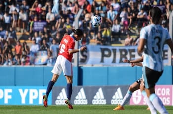 Un respiro para La Roja Femenina: lesión de Nayadet López Opazo no es tan seria como se pensó
