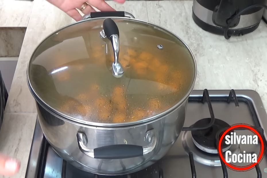 Esta receta típica chilena es perfecta para disfrutar en los días más fríos del año. Créditos: Silvana Cocina.