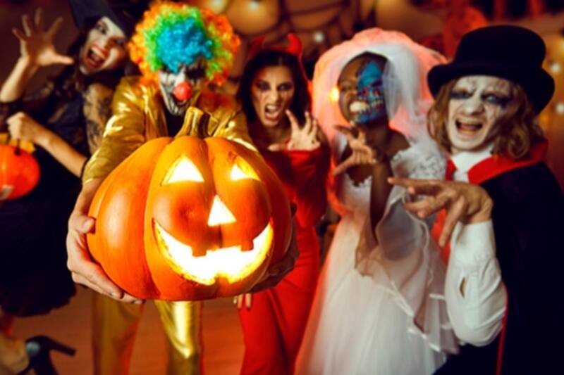 Estas son 10 ideas de disfraces económicos que puedes crear para estas fechas.