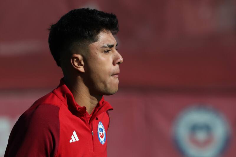 no será titular en la selección chilena ante Perú. (Foto: Photosport)
