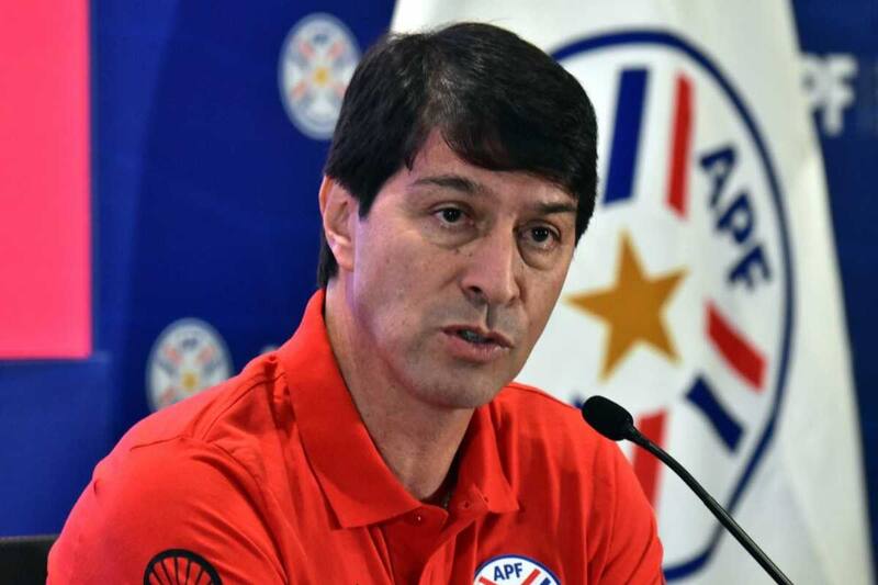 El argentino dirigió un año la selección de Paraguay.
