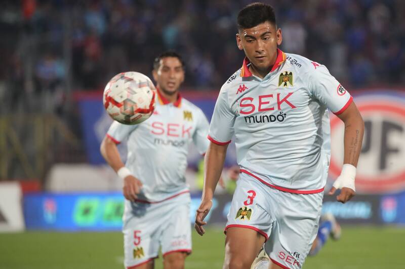 enfrentando a la U por el Campeonato Nacional. Foto: Agencia Aton