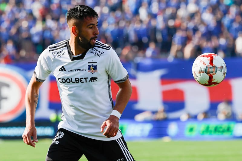 Explicó por qué fichó en Colo Colo y no en la U. Foto: Aton.