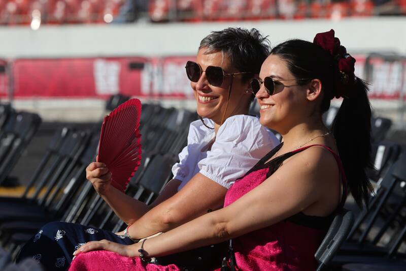 Las altas temperaturas se harán sentir con fuerza en la capital en las próximas horas. Créditos: Jonnathan Oyarzun/Aton Chile.