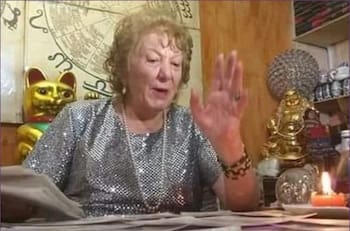 Horóscopo de la tía Yoli: Mira las predicciones en salud, dinero y amor de Yolanda Sultana para este 8 de diciembre