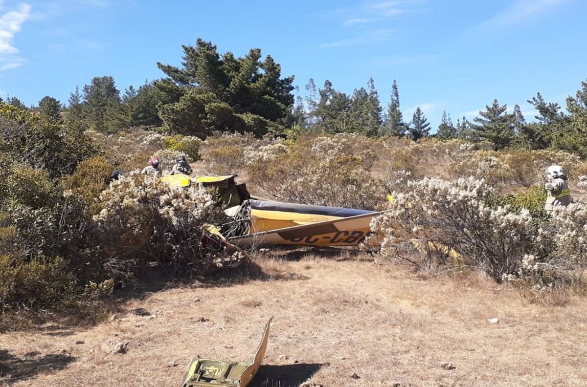 Muere piloto de la CONAF luego de que capotara su helicóptero mientras combatía incendios forestales