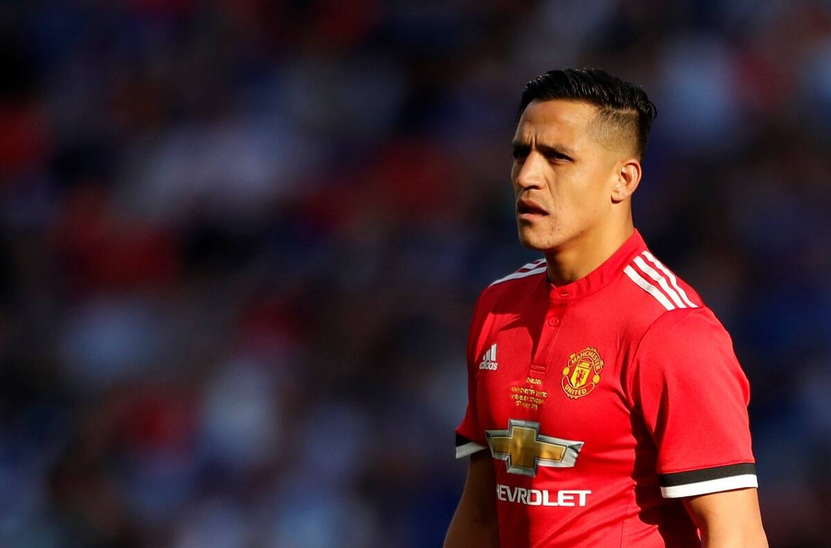 Alexis Sánchez: Entre la Roma o jugar con los reservas del United