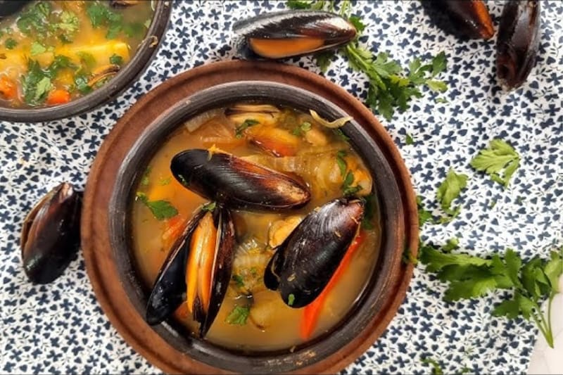 Esta preparación es una de las más económicas del listado. Foto: YouTube Cocina Chilena.