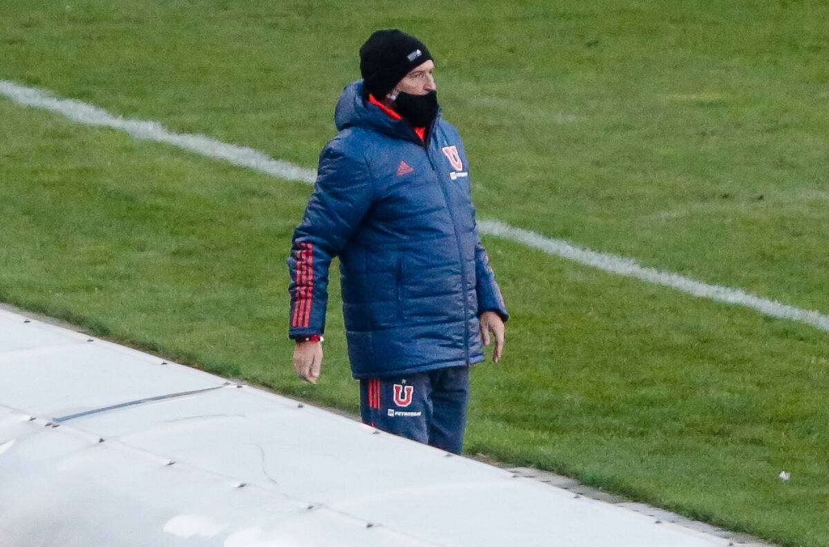 Los motivos por los que la U retrasaría la búsqueda de un nuevo entrenador