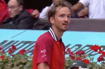 VIDEO | La divertida respuesta de Medvedev en el Masters de Madrid: “¿Quiénes son ‘ellos’? ¿Los Illuminati?”