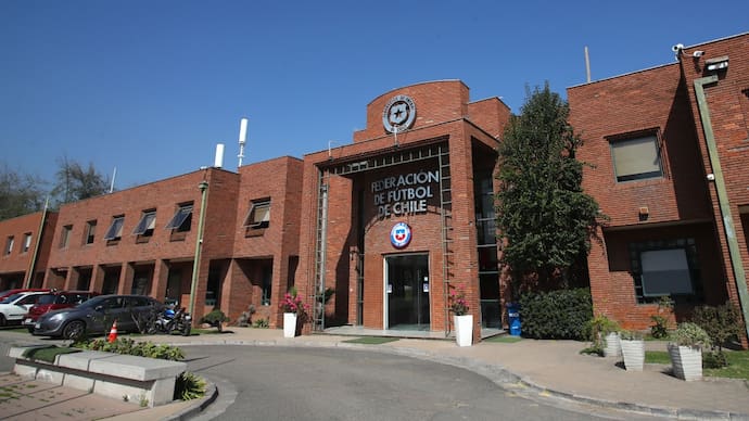 Reforma a las SADP se convierte en ley: fútbol chileno tendrá 18 meses para ajustarse