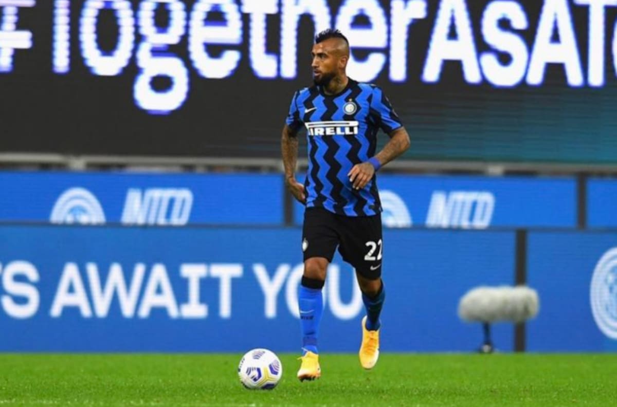 Arturo Vidal asoma como titular en el próximo encuentro del Inter