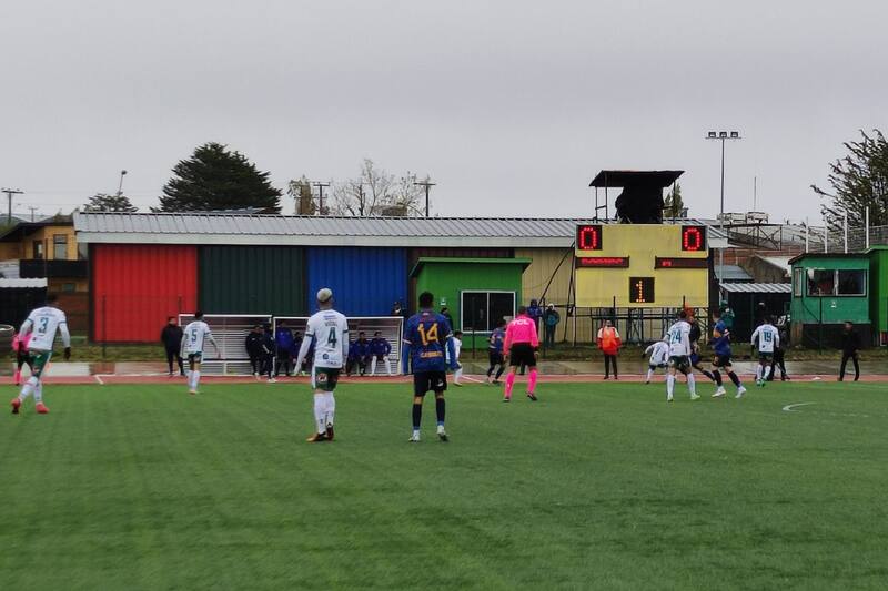El histórico partido entre CD Bories y Deportes Puerto Montt.