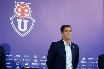 ¡Insólito! Universidad de Chile quiere pedirle dinero a sus hinchas para formar “equipos más fuertes”