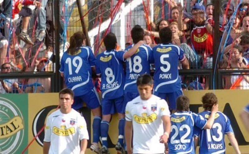 Sebastián Pinto en el Superclásico 2007.