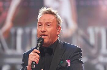 “Muy orgulloso de ti”: Martín Cárcamo celebra el importante premio que se ganó su madre, Drina Papic