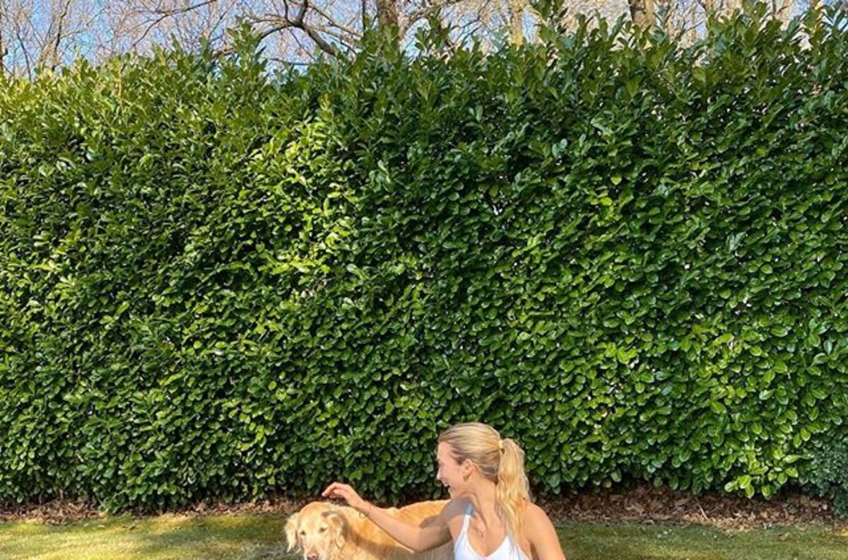 Tras viaje de Alexis Sánchez a Chile, Anna Modler comparte foto con Atom y Humber