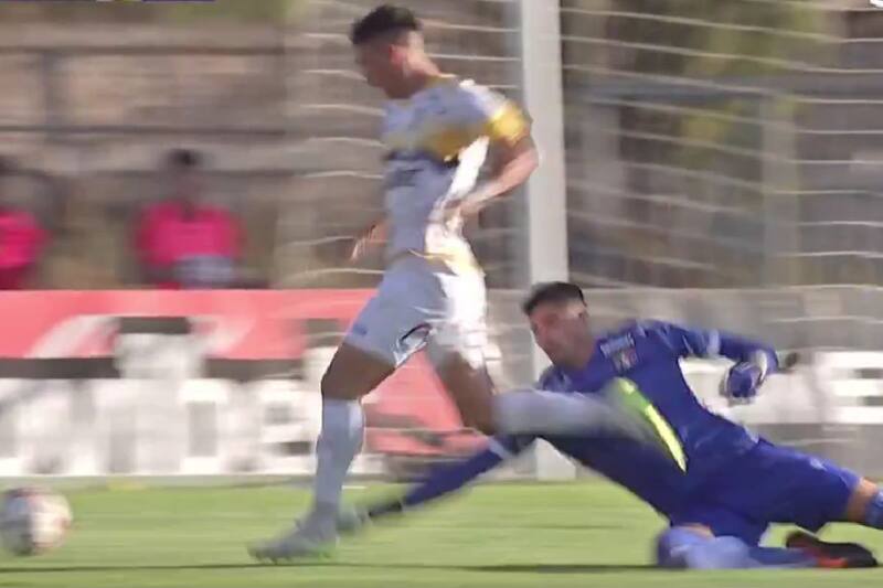 tuvo una gran polémica tras un penal cobrado a favor de los Piratas.