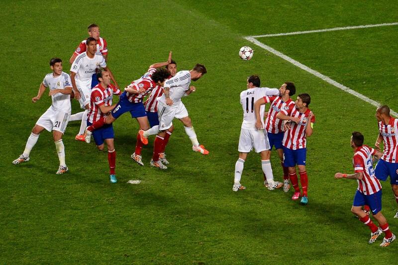 anotando el gol del empate en la final de la Champions League 2014. Foto: Lars Baron.