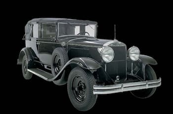 Este fue el primer Papamóvil de la historia