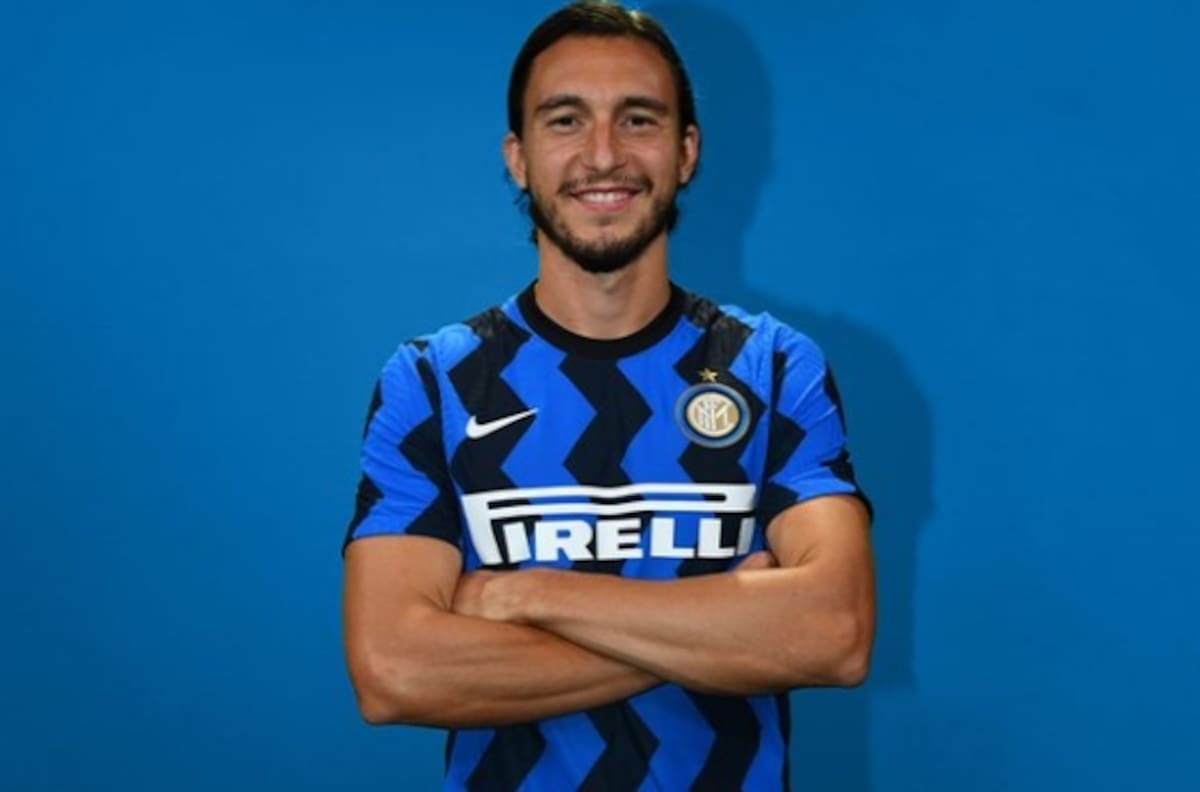 Matteo Darmian arribó al Inter de Milán y será compañero de Arturo Vidal y Alexis Sánchez