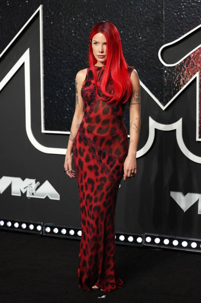 Halsey en los VMA's.