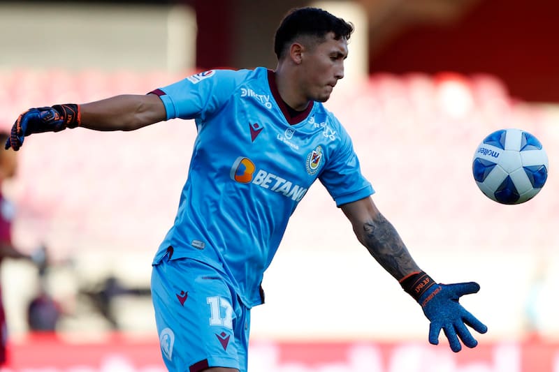 Zacarías López es el arquero titular de Deportes La Serena en la Primera B. Crédito: Agencia Aton.