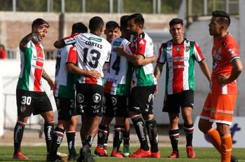 Palestino no bajó los brazos y dio vuelta un partido que tenía perdido ante Cobresal