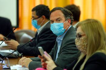 Comisión de Constitución aprobó proyecto de retiro de fondos AFP para enfermos terminales