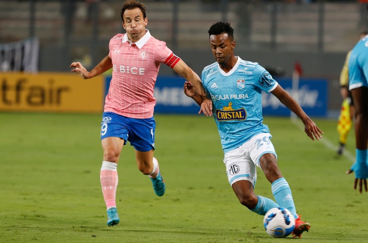 Una irregular UC rescató un empate con gusto a poco ante Sporting Cristal en Copa Libertadores