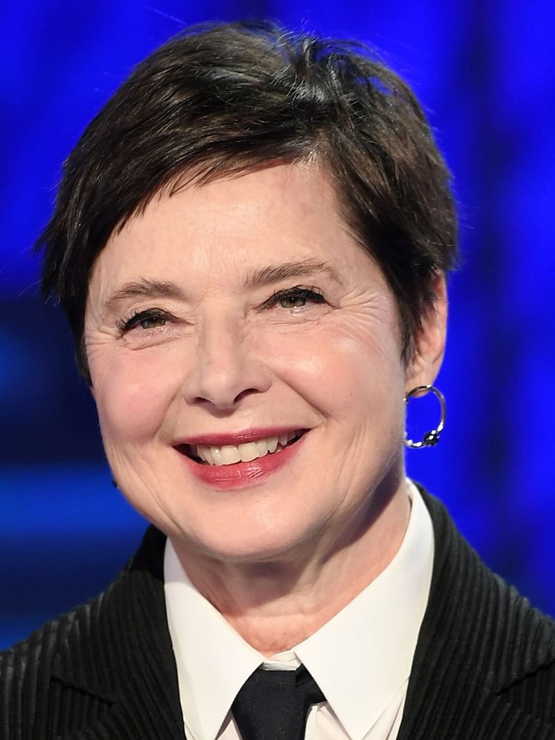 Isabella Rossellini es la comisionada Tuma.