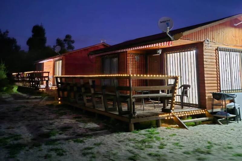 El alojamiento cuenta con cómodas cabañas full equipadas con capacidad para hasta seis personas, en una oportunidad imperdible para disfrutar del verano. Créditos: Google Maps.