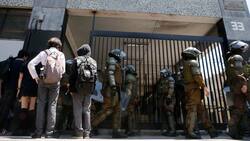 VIDEO | Carabineros ingresó a Instituto Nacional por sala incendiada y detuvo a un estudiante