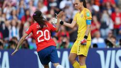 Christiane Endler tras derrota ante Estados Unidos: "Falta para el final y vamos a luchar"