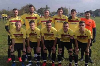 FK Dobrava Zabar, Crateús y más: los equipos que inspiraron sus insignias en Colo Colo