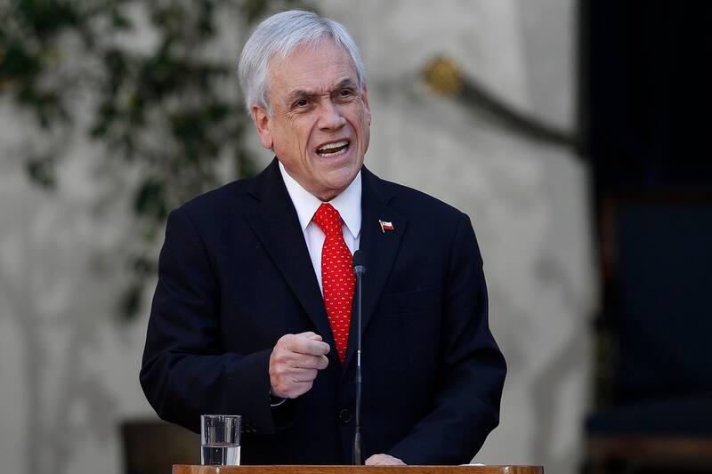 Santiago, 9 de julio 2020
El Presidente de la Republica, Sebastin Pinera, realiza una voceria por el Dia de la Bandera.
Dragomir Yankovic/Aton Chile