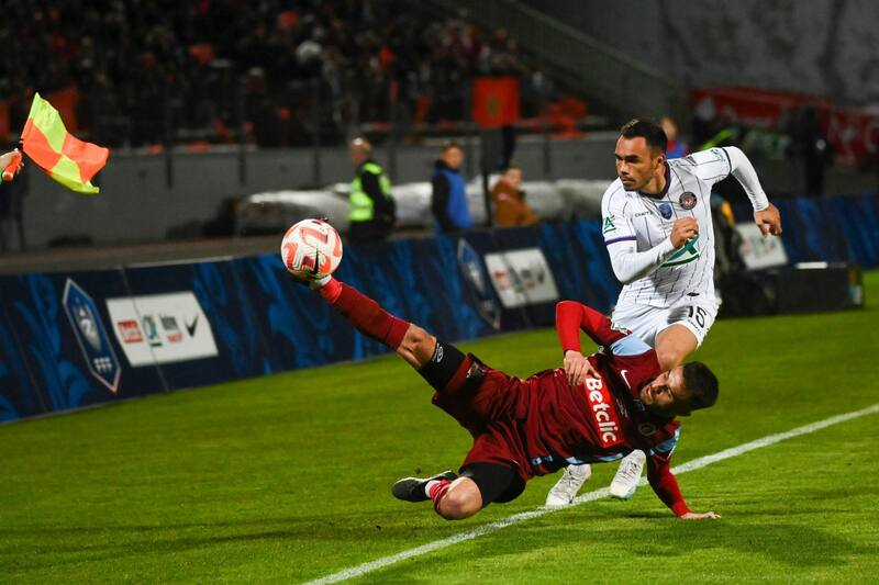 Gabriel Suazo fue titular en el Toulouse.