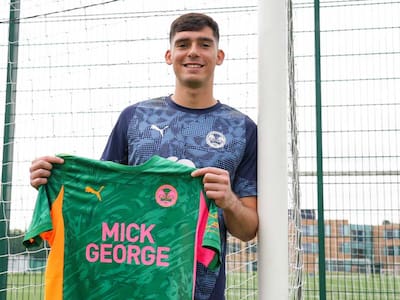 Nico Córdova lo tiene en la mira para La Roja: Vicente Reyes tiene nuevo club en Inglaterra