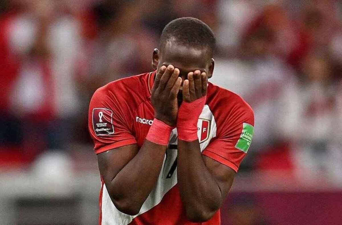 Verdugo de Perú en el repechaje mundialista anunció su retiró de la Selección: "Perdón por tan poco"