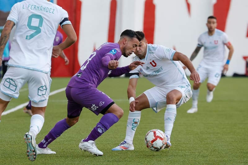 enfrentando a la U con San Antonio Unido. Foto: Aton.