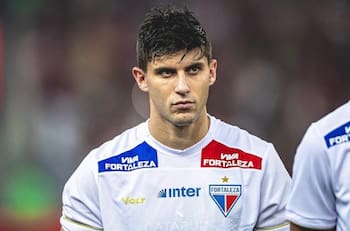 Benjamín Kuscevic presiona en el último día de mercado para fichar en el Santos de Neymar