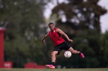 Adiós a "El Toro": En Independiente de Avellaneda le encontraron nuevo apodo a Leandro Benegas