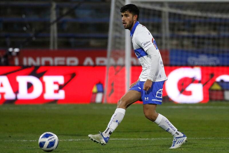 Daniel González ha tenido poca continuidad en la Católica. Foto: Agencia Aton.