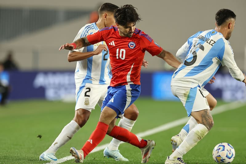 La derrota solo alargará la espera una semana más.