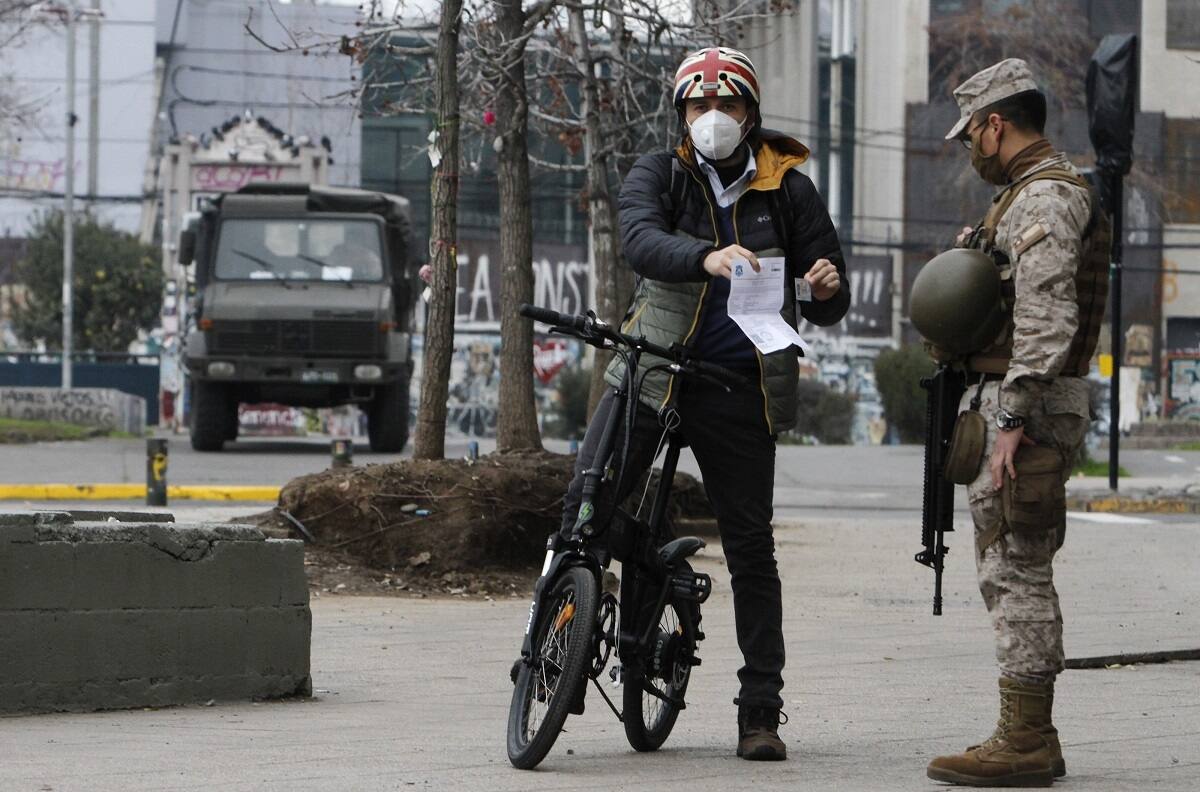 Plan Paso a Paso: Región Metropolitana retrocederá a Fase 2 ¿Qué se puede hacer y qué no?