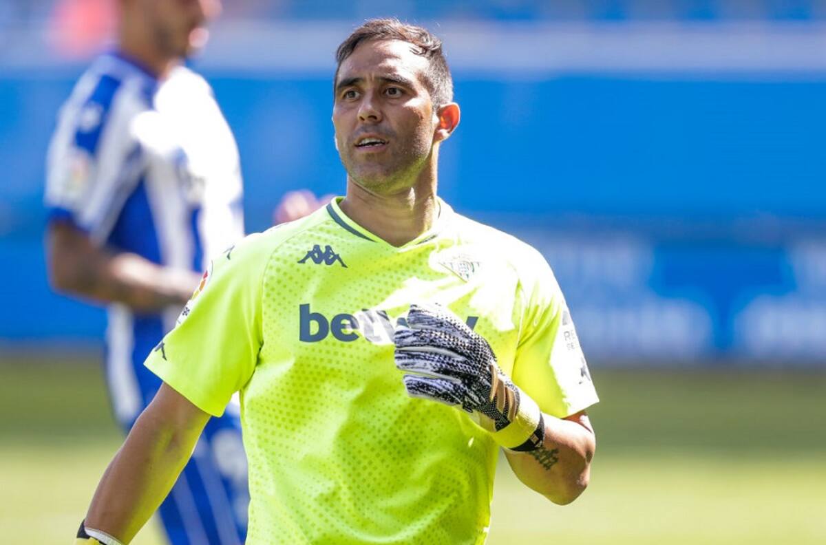Claudio Bravo a Cecilia Pérez: "El deporte es importante, pero también la herramientas que damos a los jovenes"