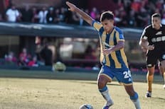 Vicente Pizarro comienza a despegar en el fútbol argentino: “No brilló, pero...”